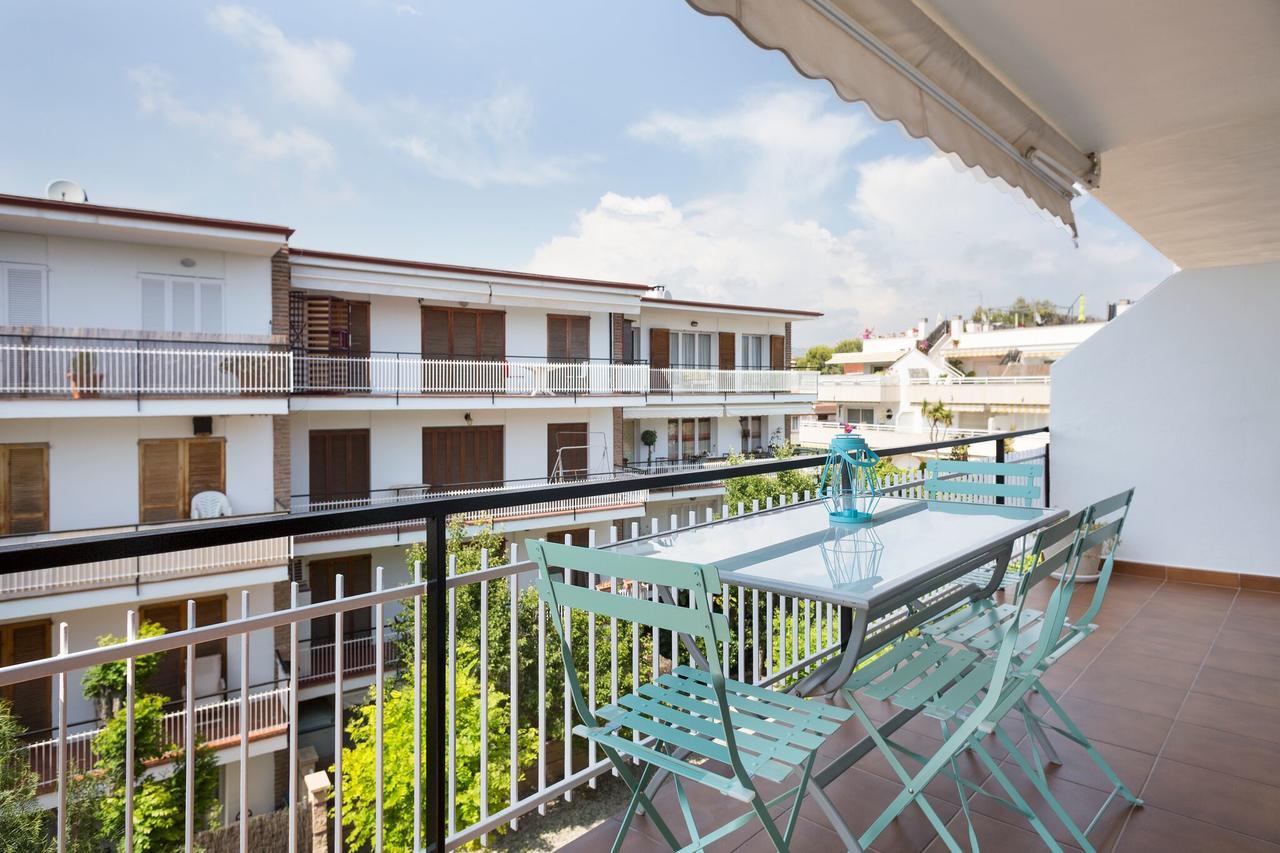 Stay U-Nique Apartments Sitges Beach Exterior photo